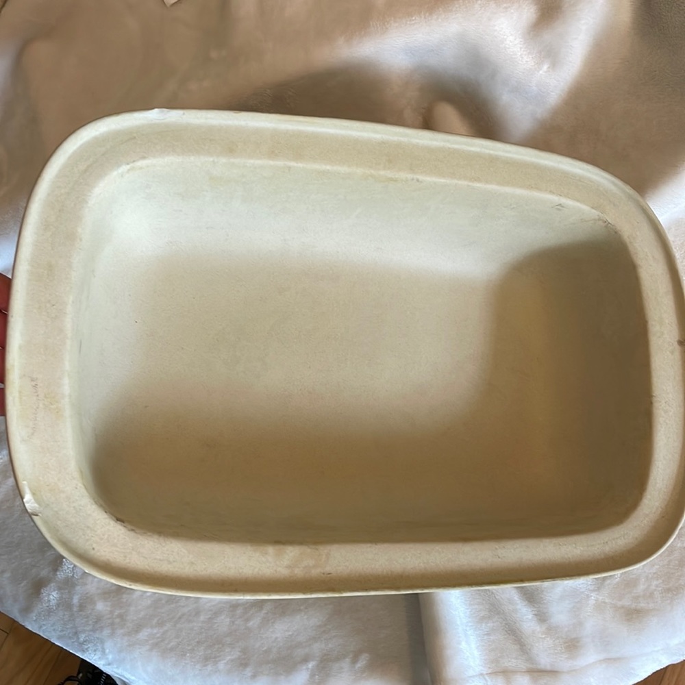 Pampered Chef Stoneware baker/lid
